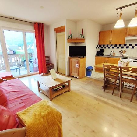 Le 102, T3 Pour 5 Personnes, Vue Montagne, Classe 2 Etoiles Nf, Parking, Piscine En Ete Bagnères-de-Luchon 외부 사진