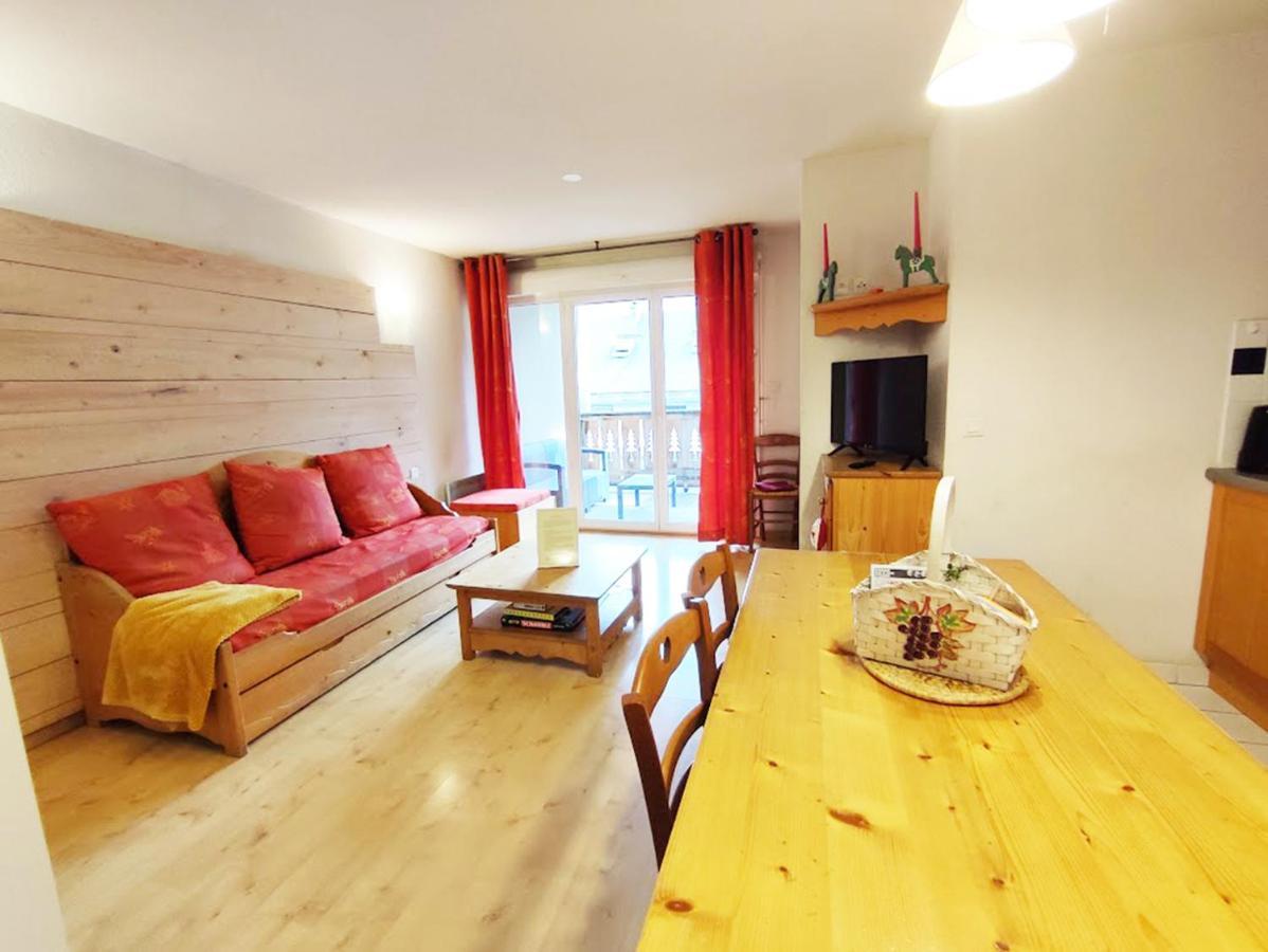 Le 102, T3 Pour 5 Personnes, Vue Montagne, Classe 2 Etoiles Nf, Parking, Piscine En Ete Bagnères-de-Luchon 외부 사진