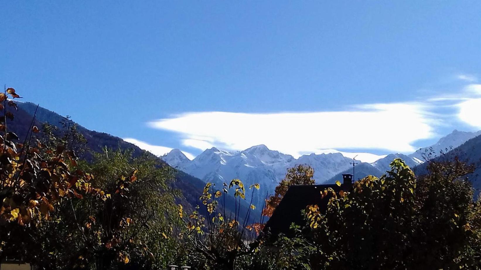 Le 102, T3 Pour 5 Personnes, Vue Montagne, Classe 2 Etoiles Nf, Parking, Piscine En Ete Bagnères-de-Luchon 외부 사진